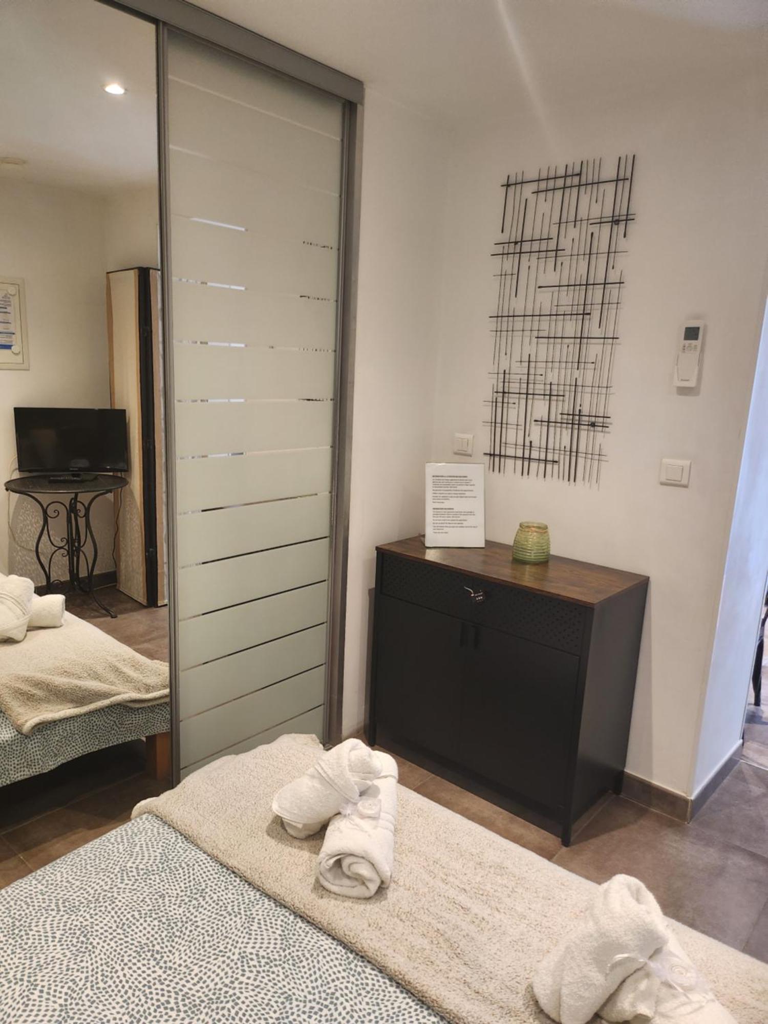 Le Mas D'Angeline, Vue Mer, Jardin Commun, Parking, Voiture Requise, 10 Min En Voiture De Monaco, Route Etroite, Pente Raide, Croisement Limite, Sea View, Shared Garden, Parking, Car Required, 10 Min Drive From Monaco, Narrow Steep Road, Limited Pass Босолей Экстерьер фото
