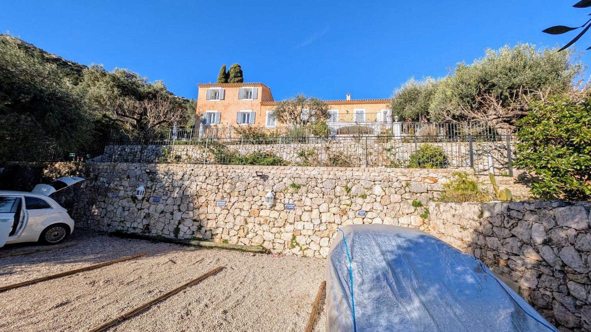 Le Mas D'Angeline, Vue Mer, Jardin Commun, Parking, Voiture Requise, 10 Min En Voiture De Monaco, Route Etroite, Pente Raide, Croisement Limite, Sea View, Shared Garden, Parking, Car Required, 10 Min Drive From Monaco, Narrow Steep Road, Limited Pass Босолей Экстерьер фото