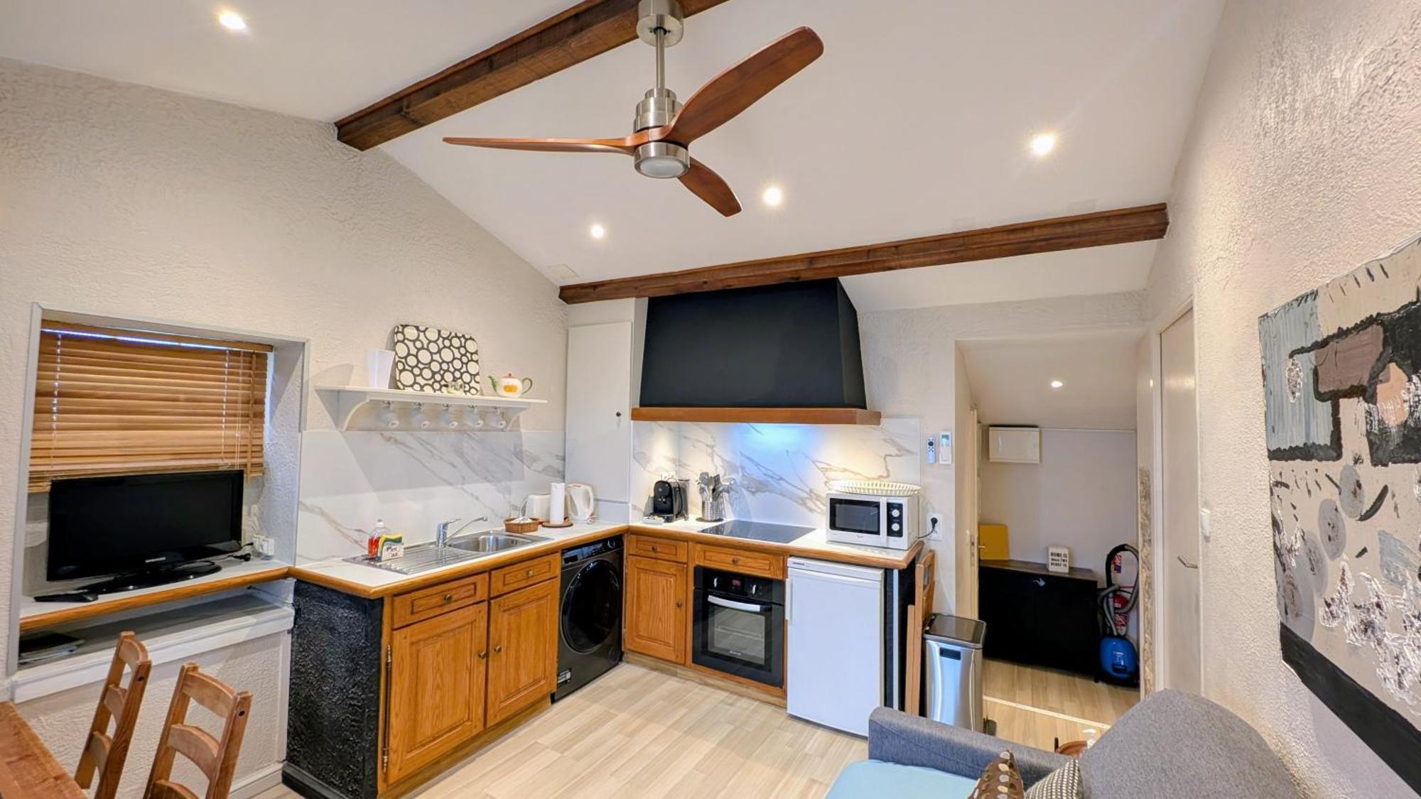 Le Mas D'Angeline, Vue Mer, Jardin Commun, Parking, Voiture Requise, 10 Min En Voiture De Monaco, Route Etroite, Pente Raide, Croisement Limite, Sea View, Shared Garden, Parking, Car Required, 10 Min Drive From Monaco, Narrow Steep Road, Limited Pass Босолей Экстерьер фото